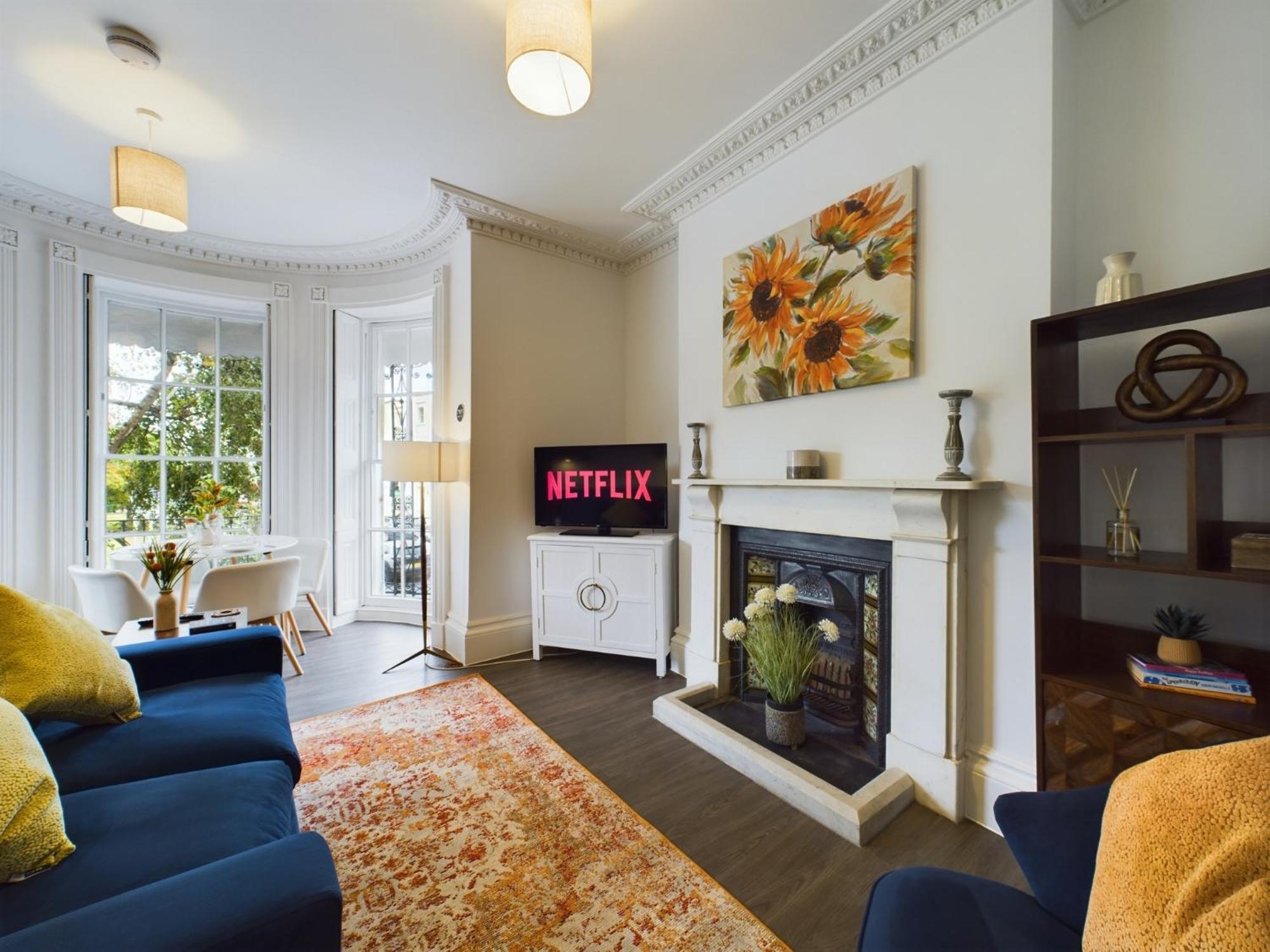 チェルトナムBelle Vue Regency King Size W Free Parkingアパートメント エクステリア 写真