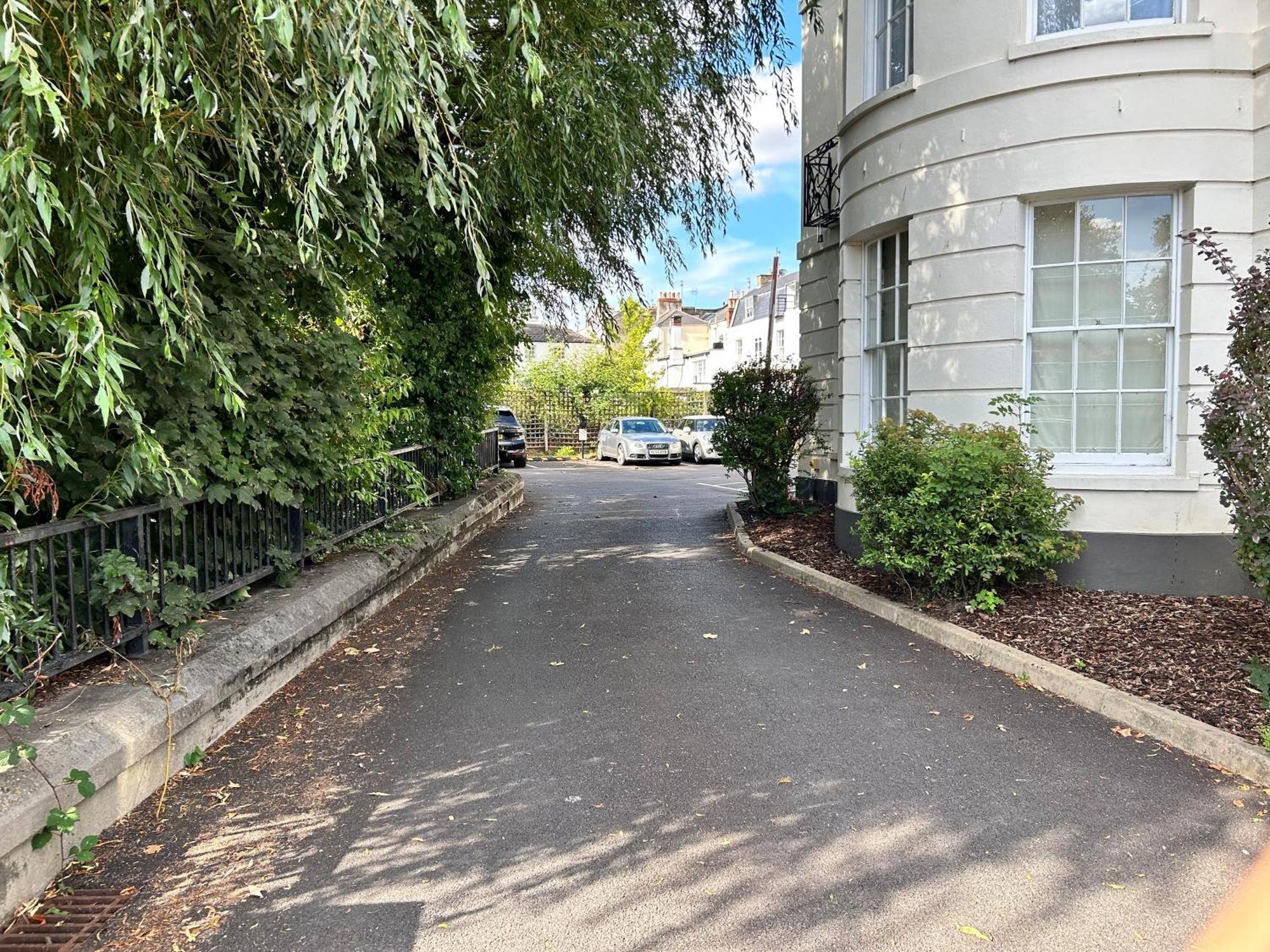 チェルトナムBelle Vue Regency King Size W Free Parkingアパートメント エクステリア 写真
