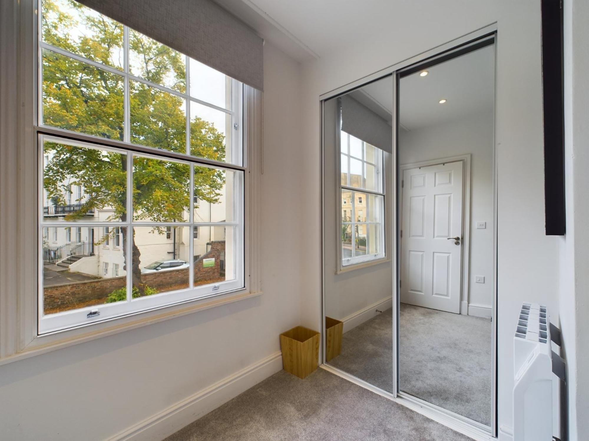 チェルトナムBelle Vue Regency King Size W Free Parkingアパートメント エクステリア 写真